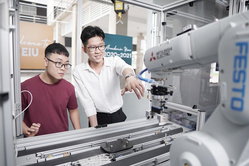 Bình Dương tạo điều kiện thuận lợi nhất để các DN Nhật Bản đầu tư, hợp tác phát triển, tham gia chuỗi sản xuất, dịch vụ toàn cầu, trở thành điểm đến ưa chuộng của DN Nhật Bản cùng DN toàn cầu trong lĩnh vực công nghiệp công nghệ cao, dịch vụ công nghiệp.