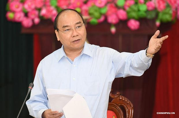 Thủ tướng đề nghị Kon Tum chọn một số việc để &ldquo;th&uacute;c đẩy ra tấm ra m&oacute;n&rdquo;