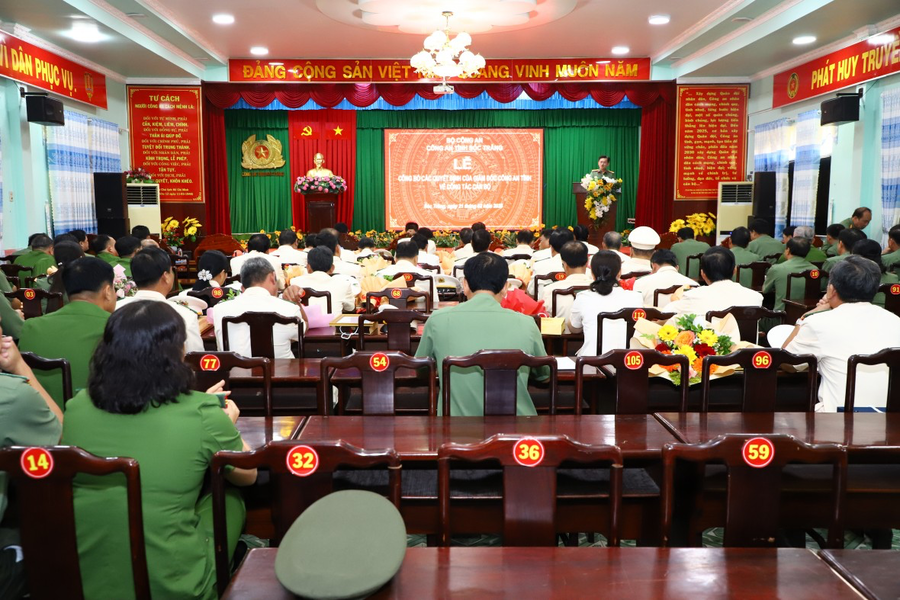Quang cảnh hội nghị. Ảnh: Minh Tấn