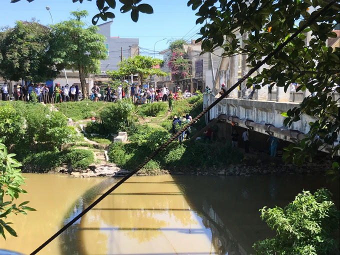 Hiện trường nơi phát hiện thi thể người đàn ông.