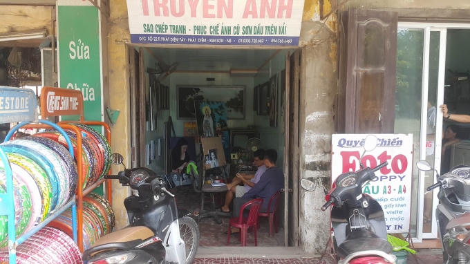 Căn phòng chưa đầy 10m2 tại thị trấn Phát Diệm là nơi họa sĩ Nam Phong đã vẽ ra bức tranh Đức mẹ Việt Nam.