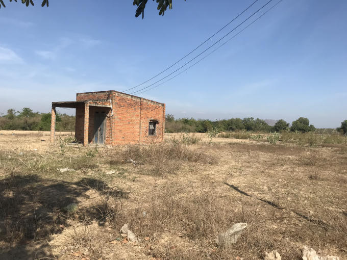 Mảnh đất chuyển nhượng trong hợp đồng đến nay ông Nhân vẫn đang quản lý, sử dụng.