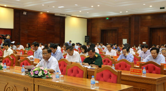 Các đại biểu tham dự phiên họp. (Ảnh: Báo Đắk Lắk Điện tử)