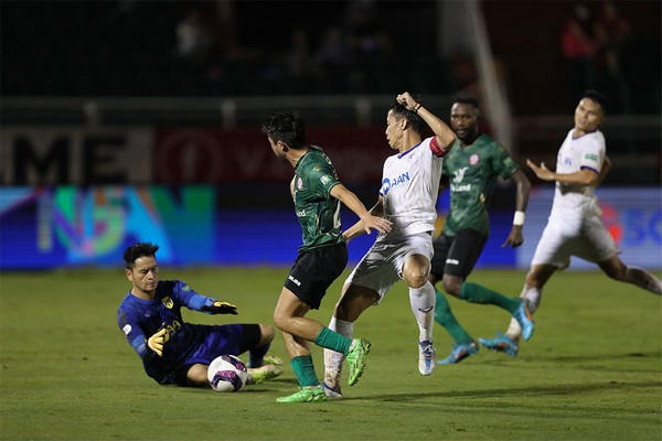 hcm-slna2022-10-1958