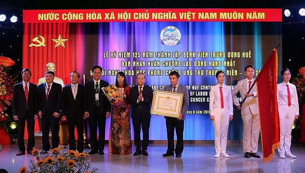 Anh206.