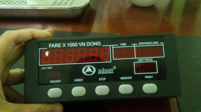 Đồng hồ tính cước của công ty ánh dương, lắp đặt trọn bộ với giá 3 triệu đồng