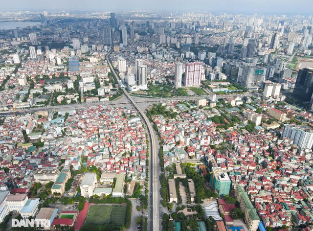 truc-duong-xuan-thuy-ho-tung-mau-1599531243448