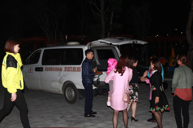 Cháu Phương ngay sau đó đã được đưa đi kiểm tra sức khỏe tại bệnh viện