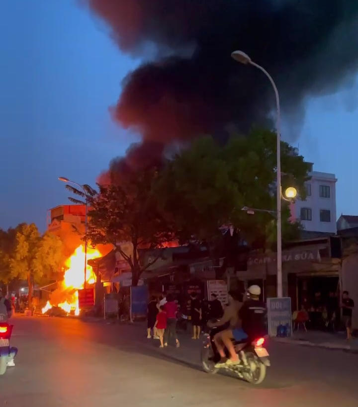 Hiện trường vụ cháy. Ảnh Người dân cung cấp