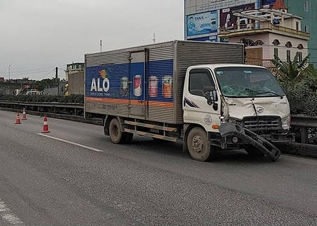 Chiếc xe tải gây tai nạn.