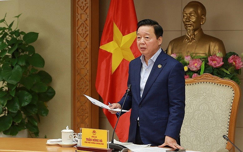 Phó Thủ tướng Trần Hồng Hà phát biểu tại buổi làm việc. Ảnh:VGP