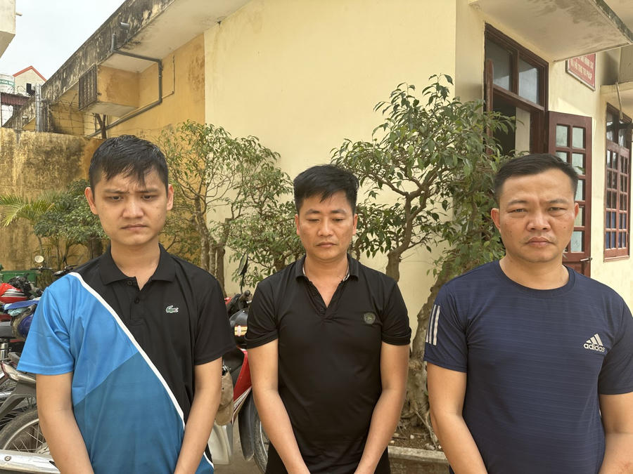 3 đối tượng (từ trái qua phải): Dụng, Ngọc, Giang. (Ảnh: CATH)