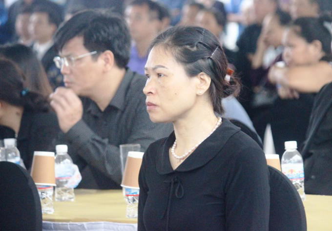 Người d&acirc;n qu&ecirc; nh&agrave; rơi lệ xem Lễ truy điệu Chủ tịch nước Trần Đại Quang