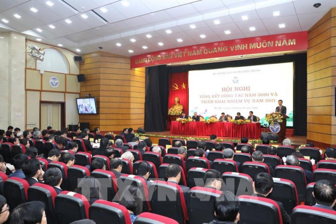 Anh185.