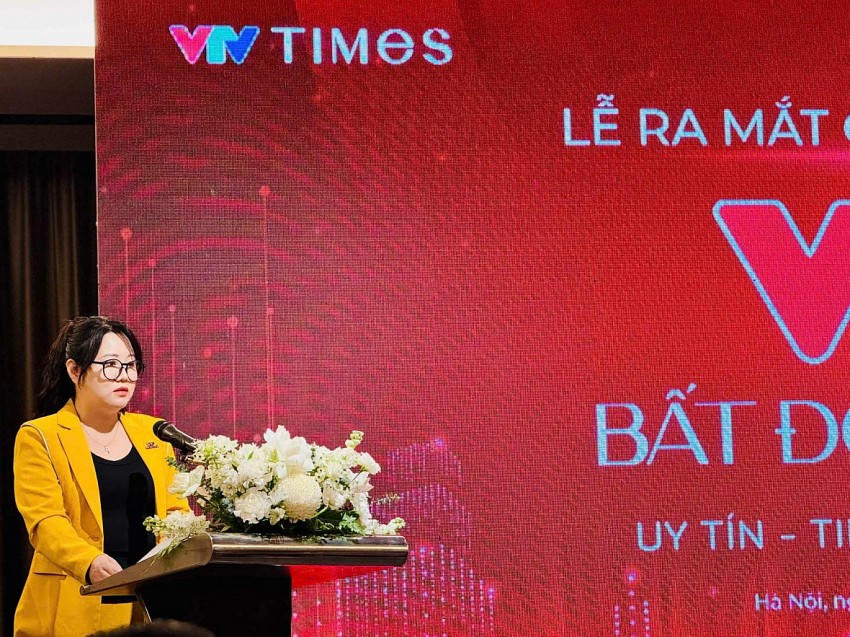 Tổng Biên tập Thời báo VTV Vũ Thanh Thủy phát biểu tại buổi lễ.