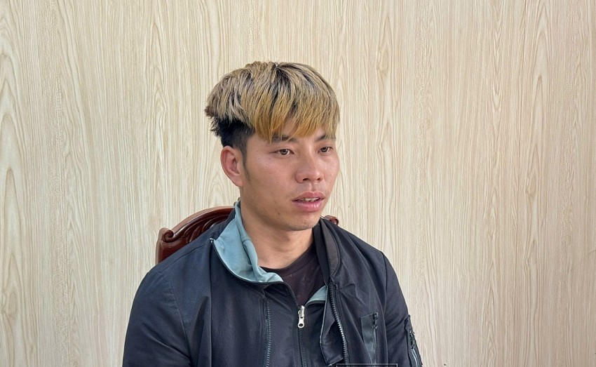 Đối tượng Lý Tà San tại cơ quan công an. (Ảnh: Công an Bắc Kạn).