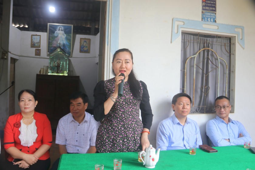 Bà Phạm Thị Thanh Thảo - Bí thư Huyện uỷ Mỏ Cày Bắc chia sẻ và cảm ơn sự đồng hành của Báo Pháp luật Việt Nam.