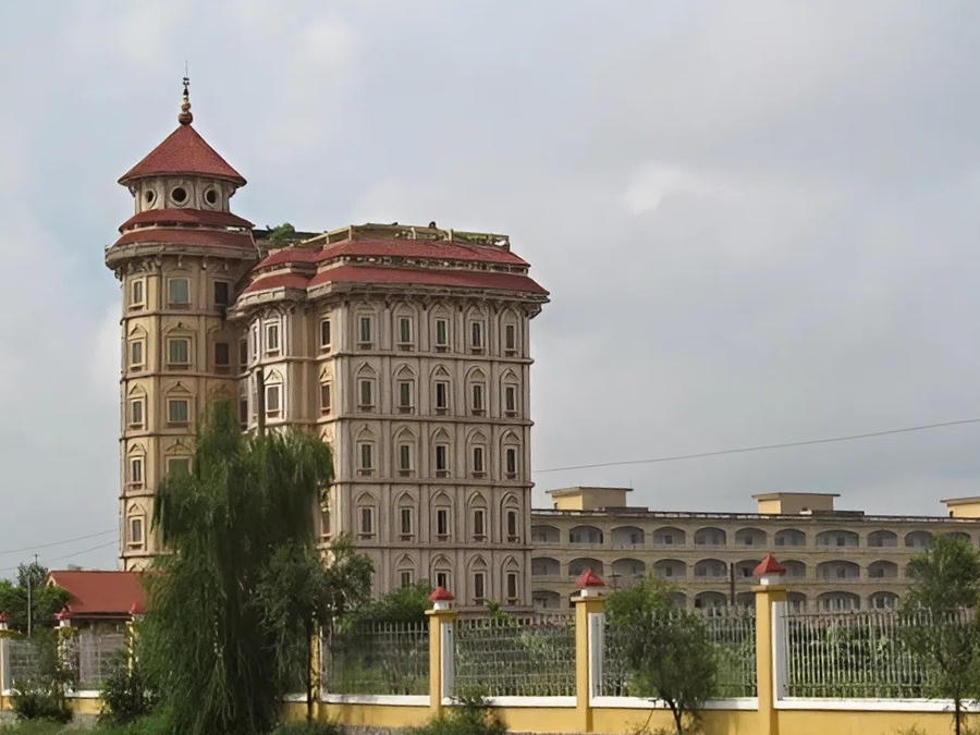 Đình chỉ hoạt động đào tạo đại học Trường đại học Hà Hoa Tiên. (Ảnh: Hanam.gov.vn)