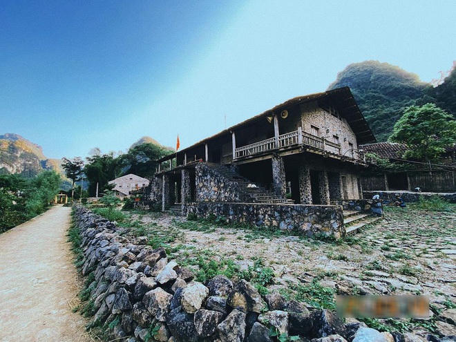 Nhà sàn đá ở Khuổi Ky xuất phát từ văn hóa tín ngưỡng thờ