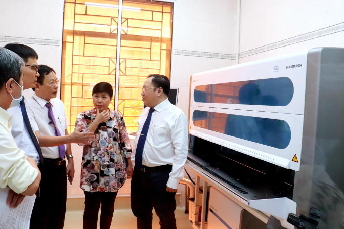 Hệ thống máy Real-time PCR có công suất xét nghiệm lên đến 2.000 mẫu một ngày.