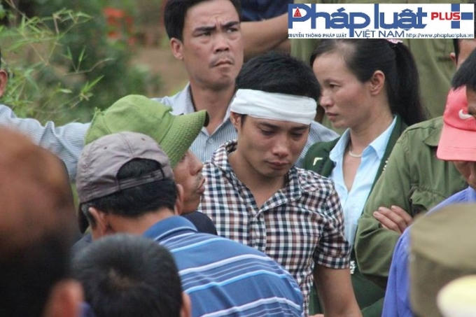 Chùm ảnh: Đau thương tiễn đưa nạn nhân vụ thảm kịch Yên Bái