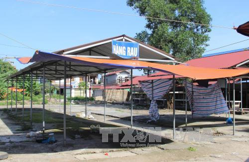 Một góc chợ đầu mối Bắc Sơn.