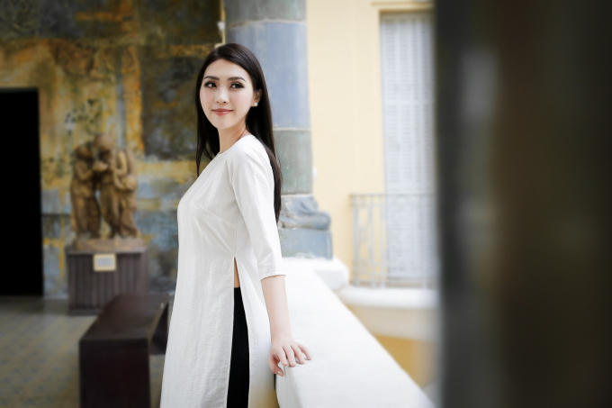 Tường Linh giới thiệu văn h&oacute;a, ẩm thực TP HCM đến bạn b&egrave; quốc tế