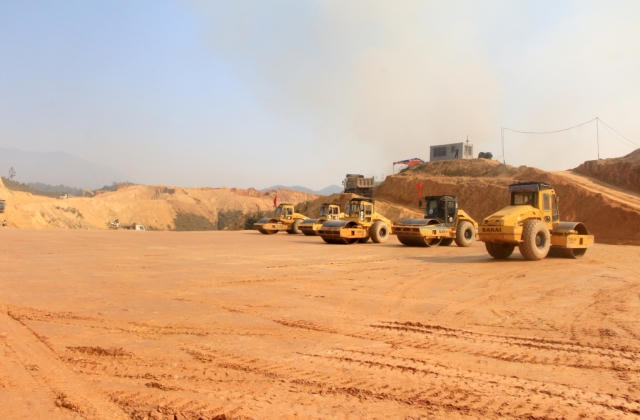Quảng Ninh khởi công một loạt dự án đầu tư công trong quý II/2023