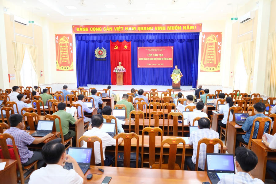 Công an tỉnh Cà Mau tổ chức lớp đào tạo nguồn nhân lực công nghệ thông tin tỉnh Cà Mau năm 2025.