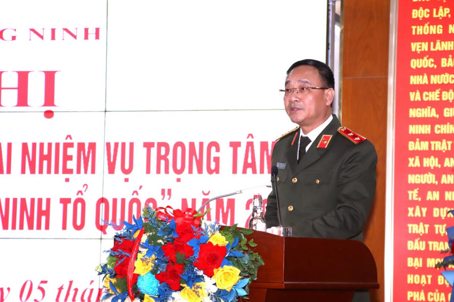 Trung tướng Phạm Thế Tùng, Thứ trưởng Bộ Công an phát biểu tại hội nghị.