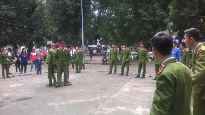 Một số trò chơi được được tổ chức sau khi hiến máu nhằm nâng cao tình đoàn kết và xua tan sự mệt mỏi.