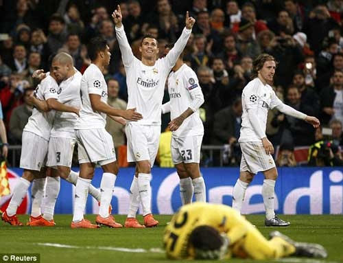Ronaldo khai thông thế bế tắc cho Real