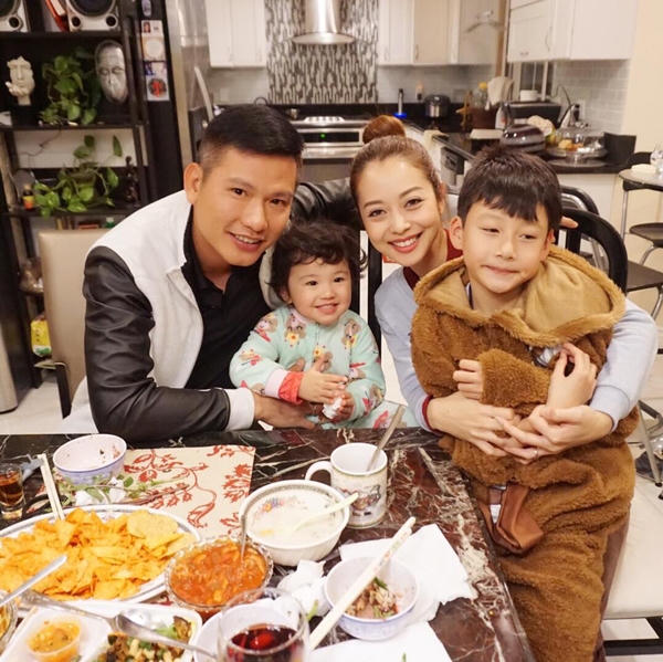 Hoa hậu châu Á tại Mỹ năm 2006 chia sẻ: "Giá trị đích thực của cuộc sống là đây". Ảnh: Internet