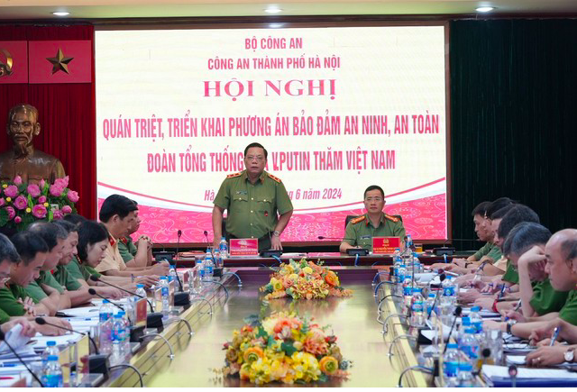 Trung tướng Nguyễn Hải Trung phát biểu tại Hội nghị.