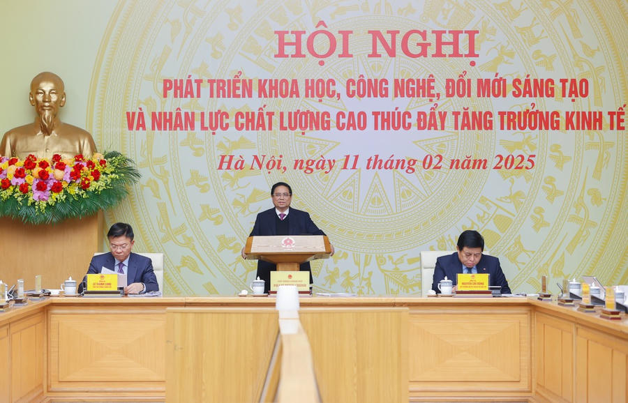 Thủ tướng nhấn mạnh 9 nhóm nhiệm vụ, giải pháp trọng tâm phát triển khoa học công nghệ, đổi mới sáng tạo