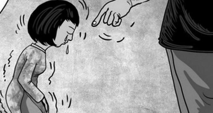 Cô giáo bị ép quỳ xin lỗi phụ huynh. Hình minh họa.