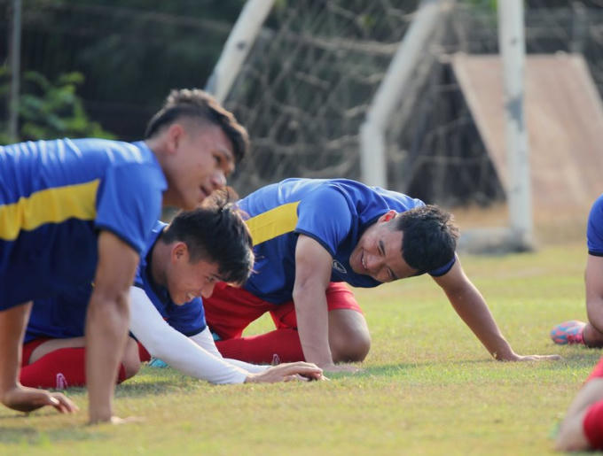 Bầu không khí vui vẻ, hứng khởi được duy trì suốt buổi tập.