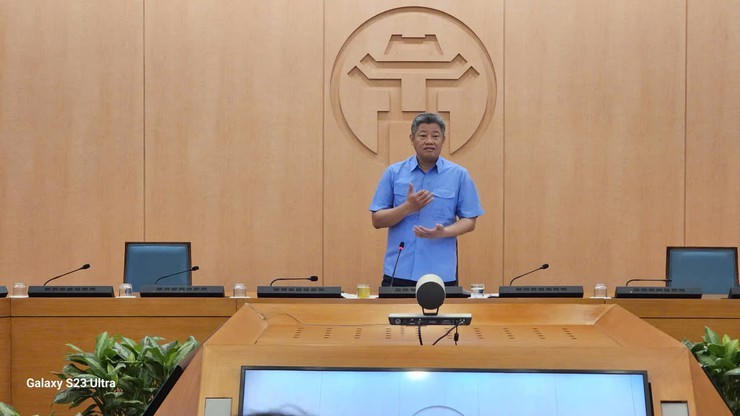 Phó Chủ tịch UBND Thành phố Nguyễn Mạnh Quyền phát biểu chỉ đạo tại Hội nghị.