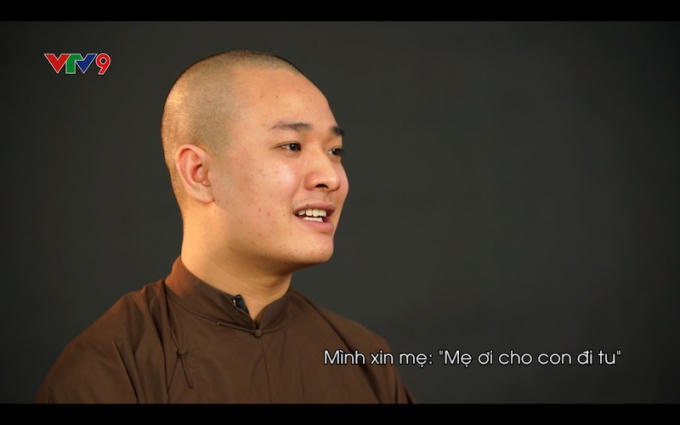 Sư thầy trẻ tuổi mong mẹ tha thứ v&igrave; trốn nh&agrave; đi tu x&uacute;c động rơi nước mắt
