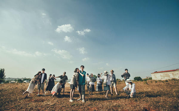 Cùng ngắm nhìn những bộ ảnh "chất lừ" của các bạn học sinh trường THPT Hồng Đức.