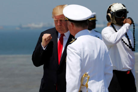 Tổng thống Trump tại lễ bàn giao hôm 22/7.