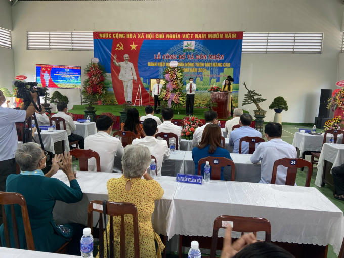 Lễ công bố và đón nhận danh hiệu đạt chuẩn nông thôn mới nâng cao xã Phú Hoà năm 2021