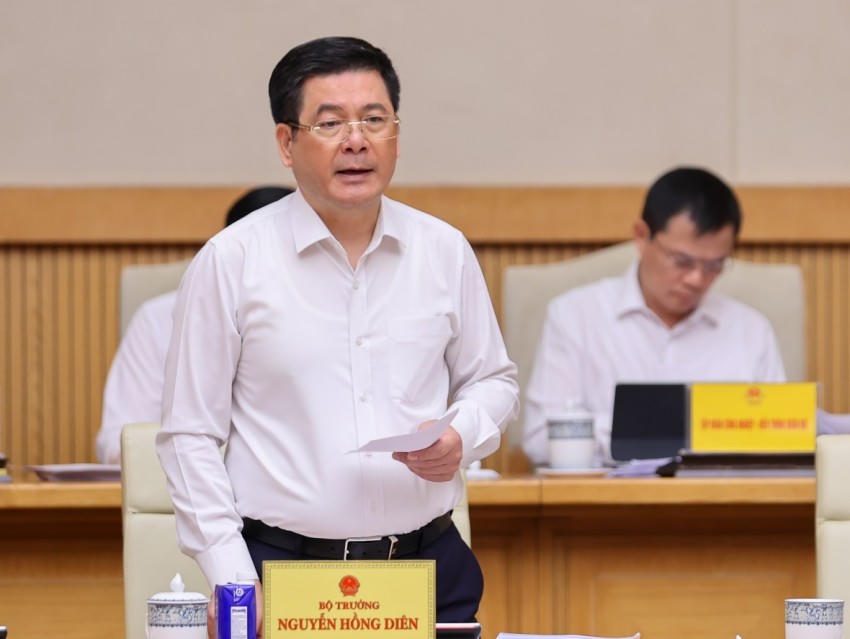 Bộ trưởng Bộ Công thương Nguyễn Hồng Diên.