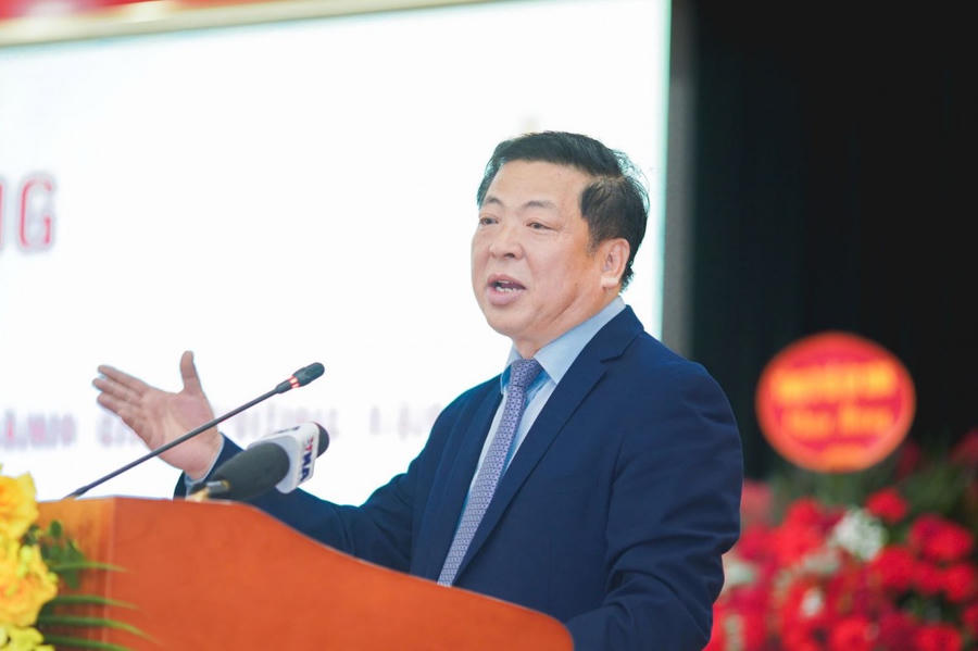Bộ trưởng Bộ Xây dựng Trần Hồng Minh phát biểu lại lễ kỷ niệm 80 năm Ngày truyền thống Ngành Giao thông vận tải (28/8/1945 – 28/8/2025).