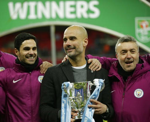 Guardiola có danh hiệu vô địch đầu tiên cùng Man City.