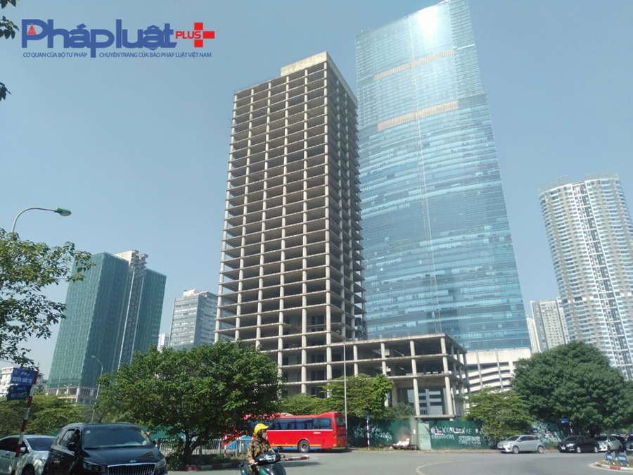 Dự án Vicem Tower tọa lạc tại lô 10E6, Khu đô thị mới Cầu Giấy (Từ Liêm, Hà Nội), nằm trên trục đường vành đai 3, cạnh tòa nhà Keangnam với diện tích gần 8.500 m2 xây dựng.