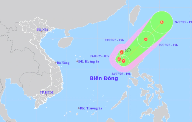Hướng di chuyển của bão số 4 (Ảnh: NCHMF).