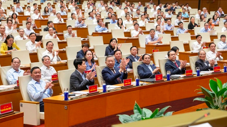 Tổng Bí thư Tô Lâm và lãnh đạo, nguyên lãnh đạo Đảng, Nhà nước dự hội nghị - Ảnh: VGP/Nhật Bắc