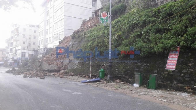 Chùm ảnh: Cận cảnh 1 góc Nhà thờ đá cổ Tam Đảo bị sụt lún gây nguy hiểm