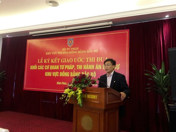Thứ trưởng Nguyễn Khánh Ngọc phát biểu tại hội nghị.